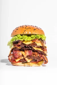 Beat Burger XXL *Incluye papas.