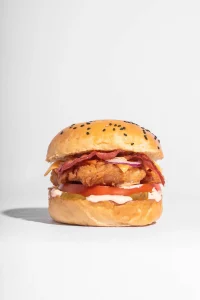 Pollo Crunch S *Incluye papas.