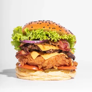 Champion Burger L *Incluye papas.